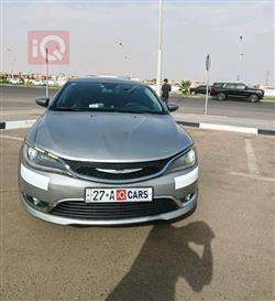 Chrysler 200